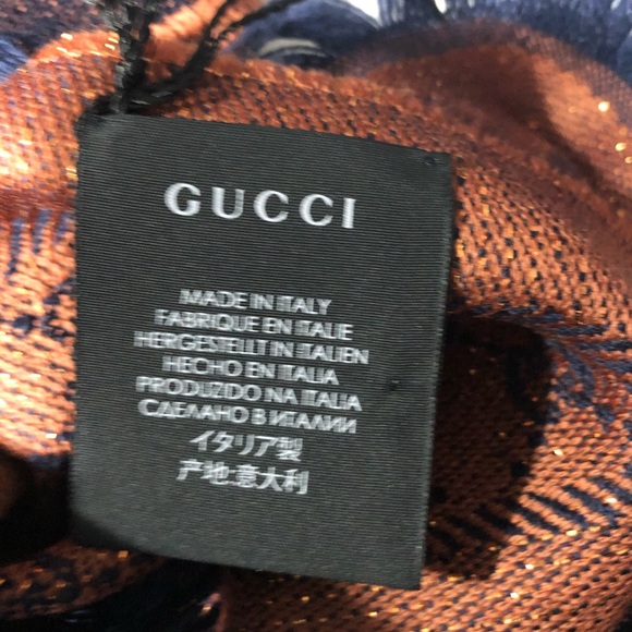 2hrs sale❤️Gucci metallic shawl 💝 - Picture 8 of 10